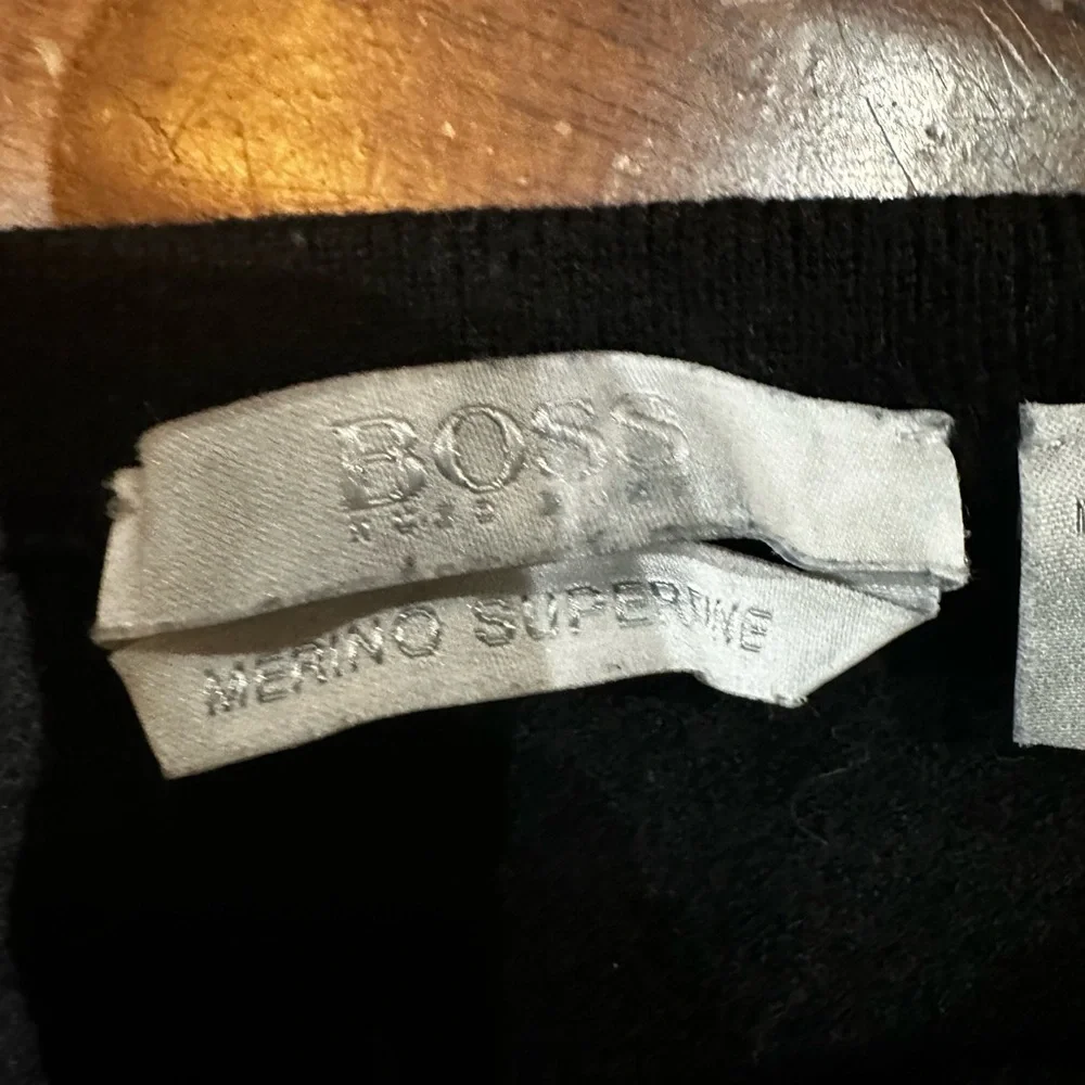 Hugo Boss Elegant Wool Kids Black Knitwear XS‎